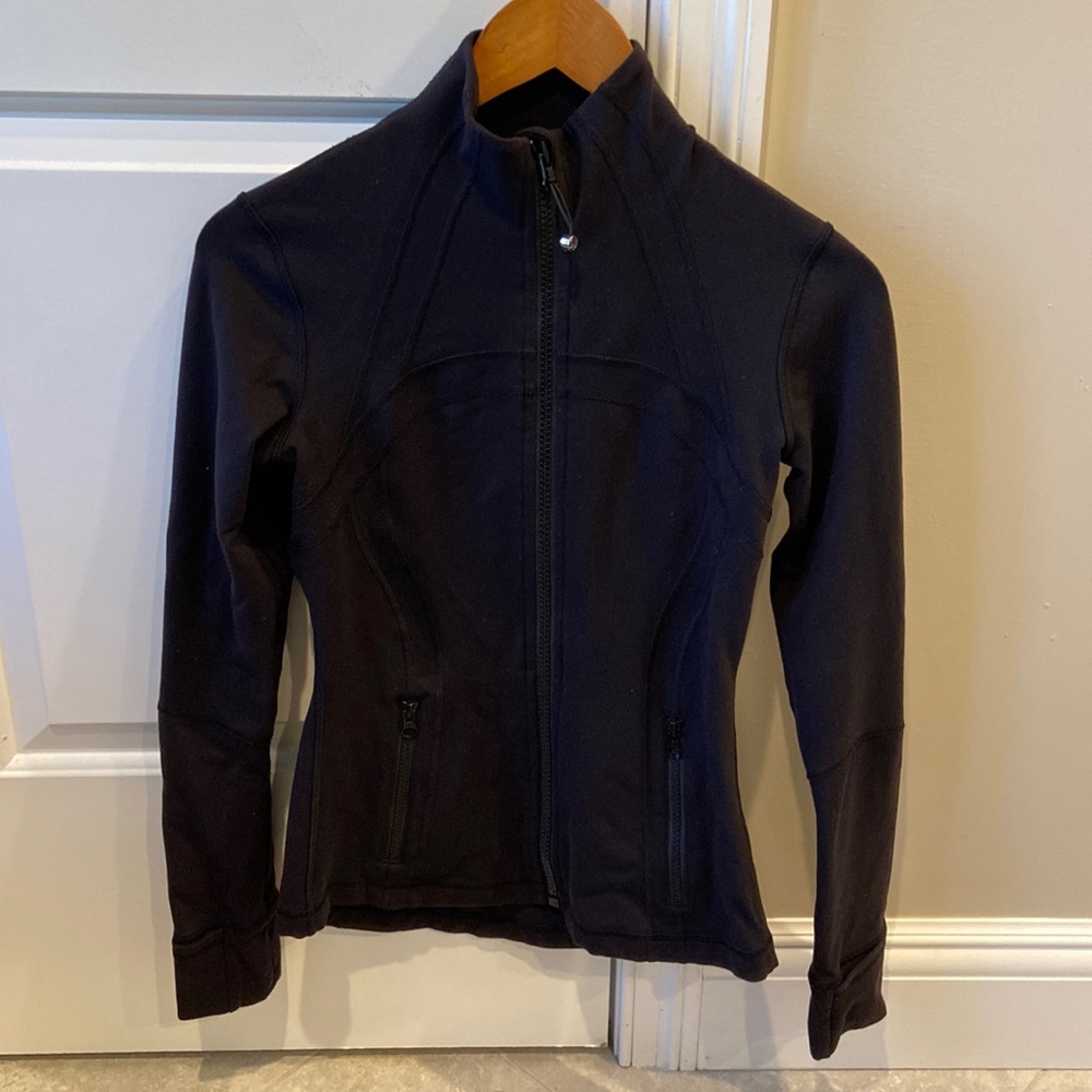 Lululemon fitted sweatshirt zip up